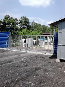 factory iron gate 6     